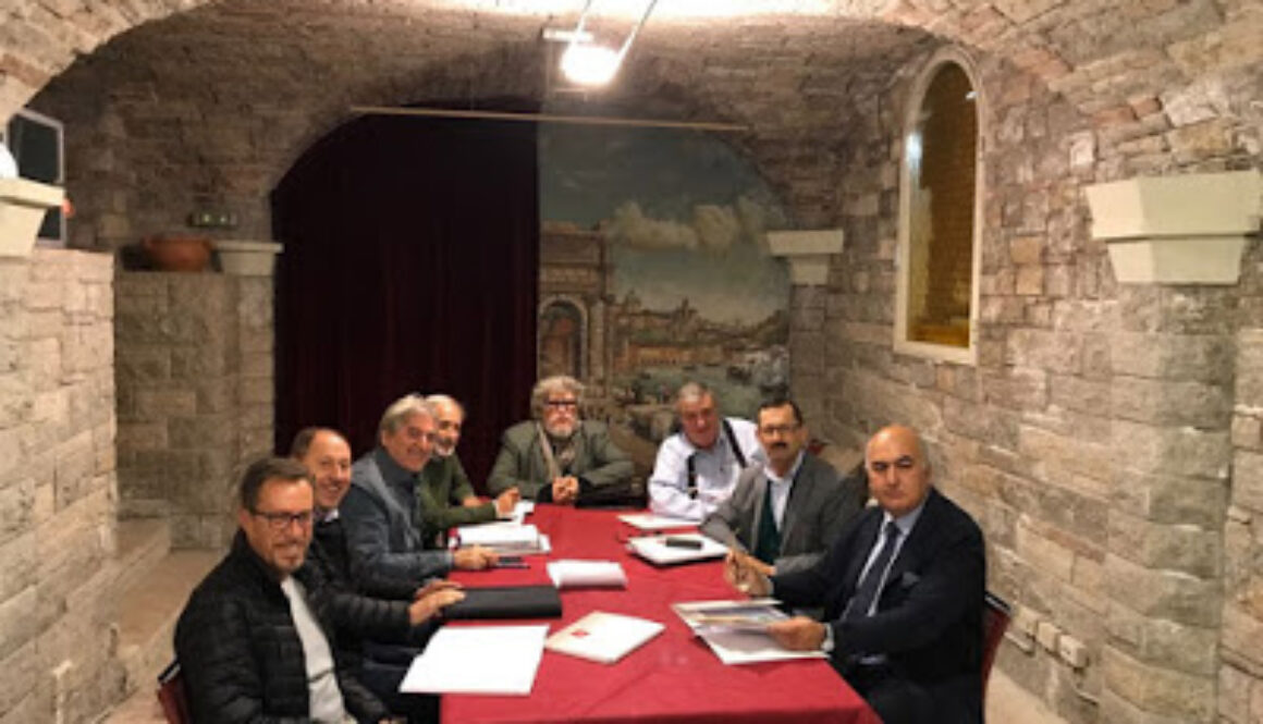 TAVOLO-DI-LAVORO-PESARO.jpg