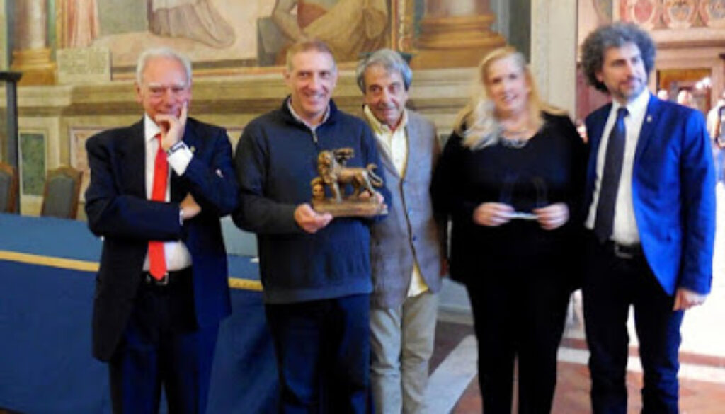 premiazione.jpg