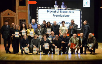 Gruppo-dei-premiati-1.jpg Gruppo-dei-premiati-1.jpg