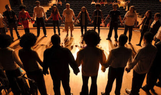 staging_theatre_emotion_drugs_misery_black_stage_audience-1241843.jpg%2521d.jpeg